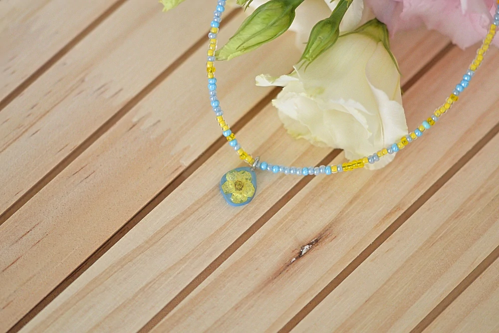 Choker Jarní ráno
